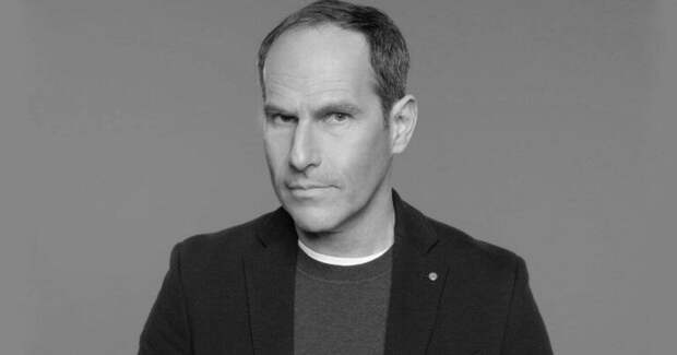 Иноагент Шац: большинство колеблющихся эмигрантов вернулись в Россию