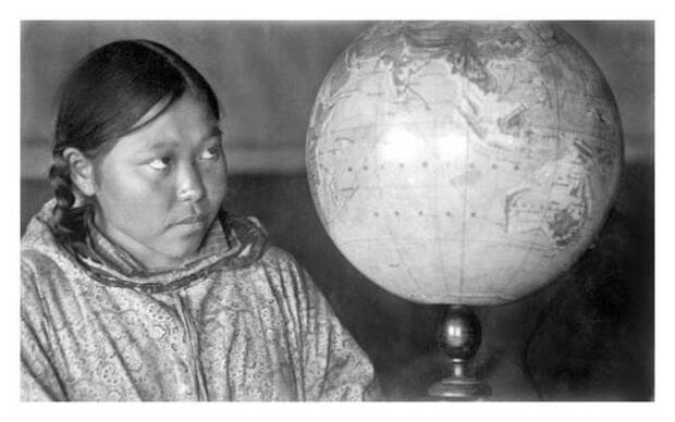 Ученица Альпырахтын из поселка Наукан. Неизвестный автор, 1927–1929 год, Дальневосточный край, Кунсткамера.