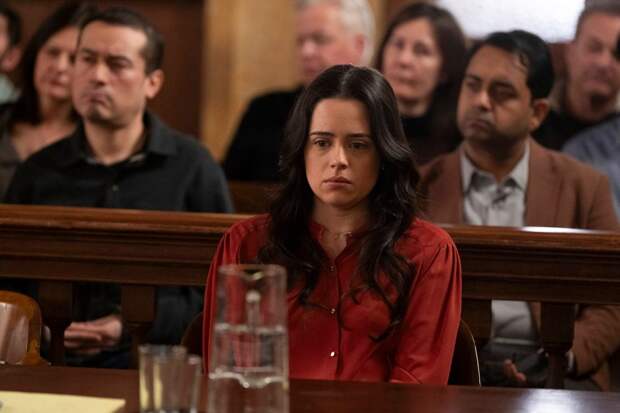 An unhappy defendant on Law & Order: SVU Season 26 Episode 15