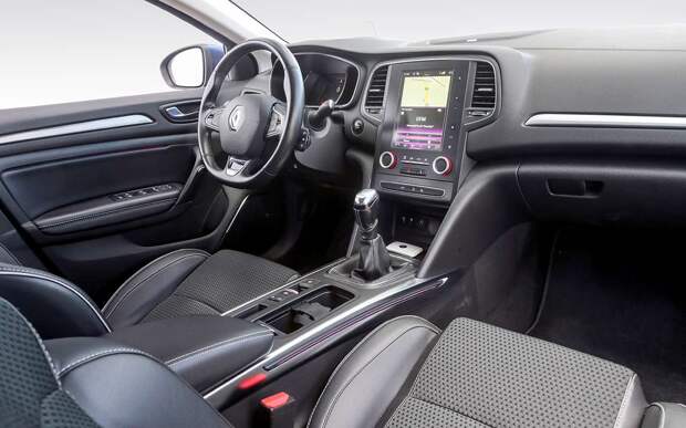 Неубиваемый мотор и гидроавтомат — надежный универсал за 1,5 миллиона