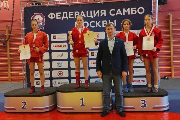 Самбистки из Лефортова стали призерами первенства Москвы