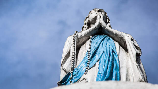 Необъяснимые случаи исцеления: 5 историй, которые не может объяснить наука