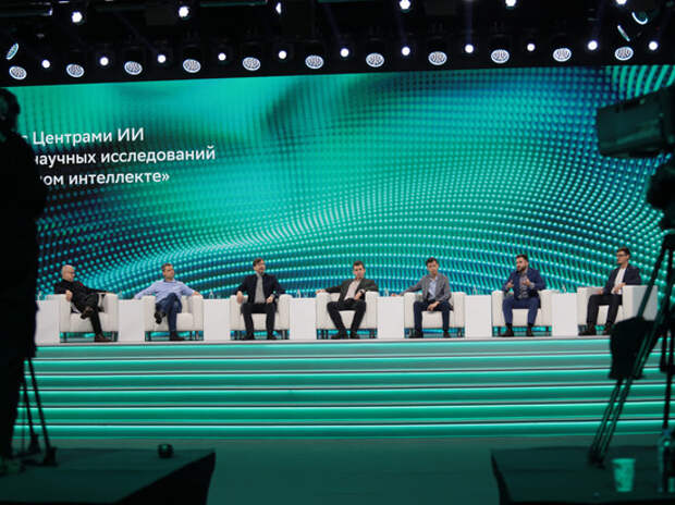 Открытие AI Journey 2022: «Искусственный интеллект — главная технология 21 века»