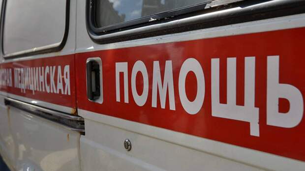 Один человек погиб и четверо пострадали в массовой автоаварии в Архангельске