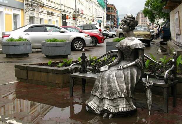Статуя на Люблинском проспекте