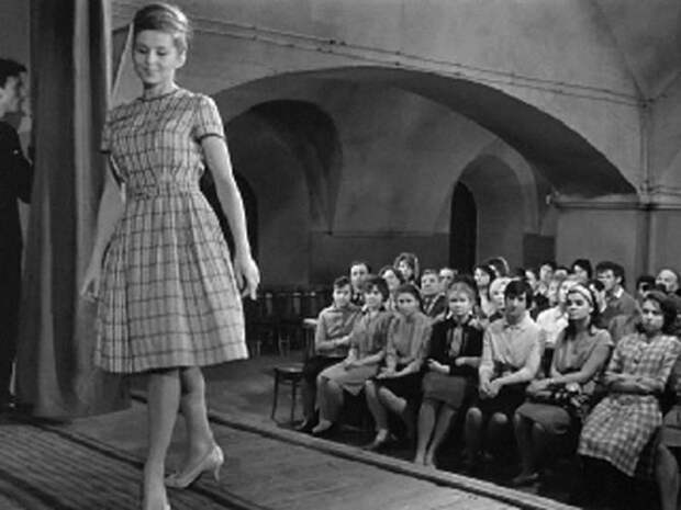 Ангелина Вовк в фильме "Живёт такой парень", 1964. / Фото: www.karl-lvovich.ru Ангелина Вовк в фильме "Живёт такой парень", 1964. / Фото: www.karl-lvovich.ru