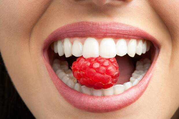Как различные диеты влияют на наши зубы: мнение стоматолога