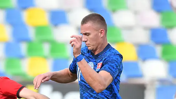 СМИ: «Ахмат» подписал словацкого футболиста Алмаси