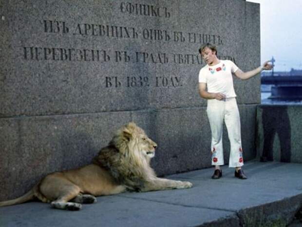 Кадр из фильма *Невероятные приключения итальянцев в России*, 1973 | Фото: tvc.ru