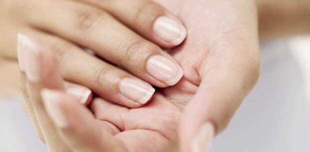 Как лучше сохранять молодость кожи рук?