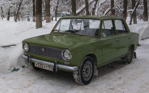 Хочу подарить машину 10-летнему ребенку — как это оформить?