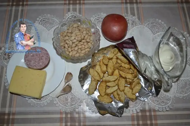 Салат с фасолью и сухариками, пошаговый рецепт с фото от автора yankin87