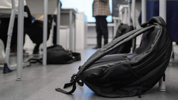 Школьник выстрелил в учителя лицея в Баку