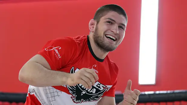 Бой Нурмагомедова с Макгрегором может состояться 6 октября или 30 декабря