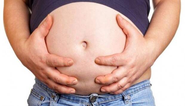 Поздравляю, вы беременны: мужчине объявили о шевелении плода в его животе ynews, Усть-Каменогорск, беременный мужчина, казахстан, курьез, ошибка медика