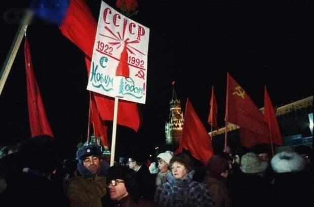 Подборка атмосферных фотографий из 90-х