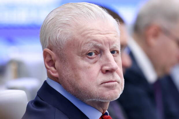 Российским чиновникам захотели запретить владеть недвижимостью за рубежом