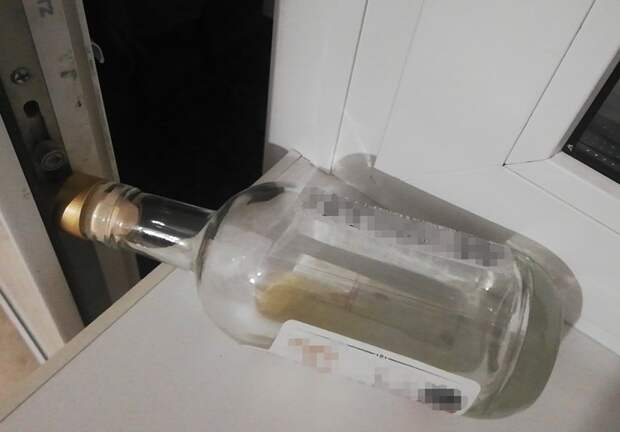 Кузбассовец вынес из магазина 5 бутылок коньяка в сумке-дипломате