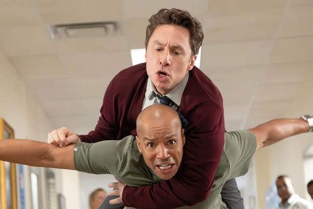 Сериал «Клиника» вернулся спустя 16 лет. Что вышло из возрождения культового сериала?