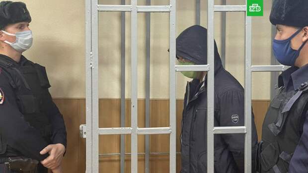 Убивший медсестру врач курской больницы получил 12 лет колонии