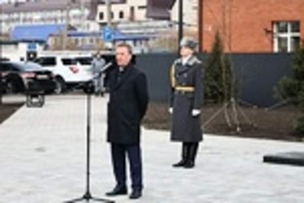 Памятник судебным приставам в Барнауле / Фото: Екатерина Смолихина / amic.ru