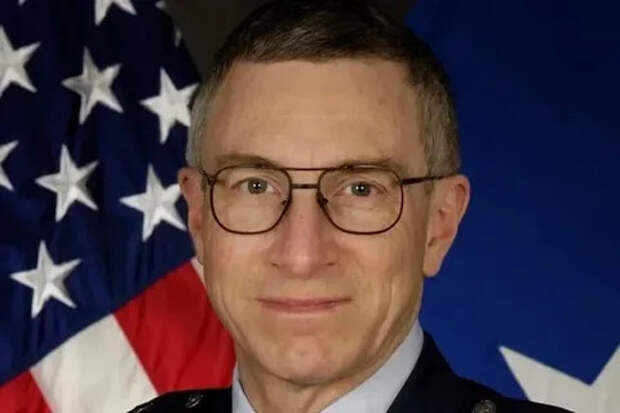 Исчезновение генерала ВВС: 68-летний Уильям Маккасленд знал «очень интересные вещи» о пришельцах, но его телефон остался дома