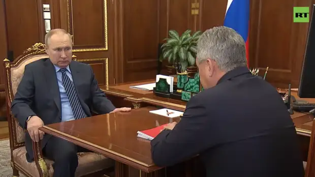 Путин принимает доклад Шойгу о результатах миссии ОДКБ в Казахстане