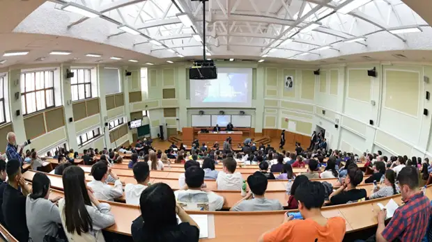 Депутат Бессараб прокомментировала идею установить предельно допустимые цены за обучение в вузах