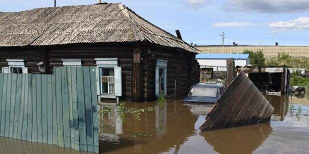 Житель затопленной Читы в стихах пожаловался на бездействие властей во время наводнения