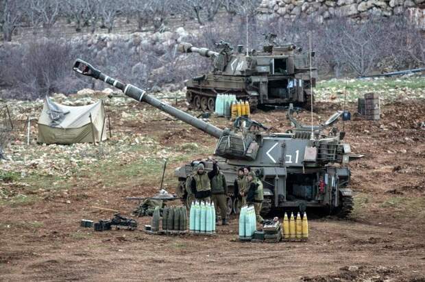 САУ M109.  