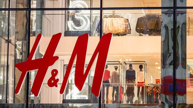 H&M останется работать в России, пока не распродаст большую часть стока