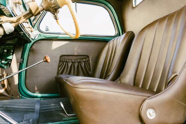 Симпатичный 70-летний шестиколесный грузовичок Fiat 500 C Ollearo