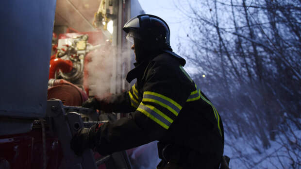 РЖД: грузовой поезд с бензином сошел с рельсов в Тамбовской области