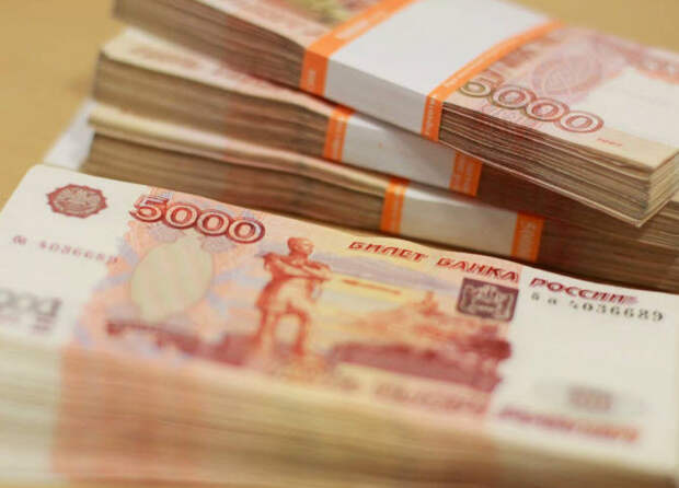 Скверный анекдот про российские зарплаты