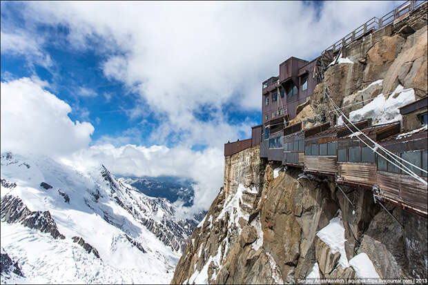 Путешествие на Вершину Aiguille Du Midi 3842 метра над уровнем моря