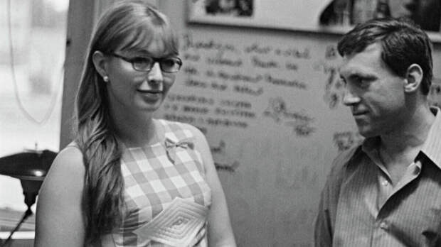 Тайна любви: Марина Влади передала переписку с Владимиром Высоцким в Росархив