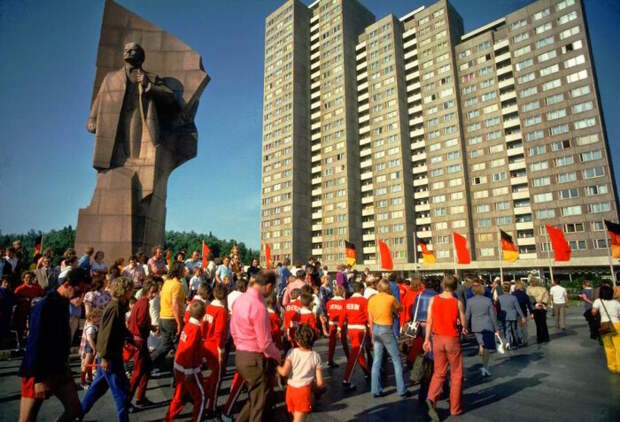 Германия времен Советского Союза. |Фото: na-zapade.ru.