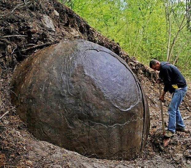 Шар обнаруженный в Боснии бобовины, геология, земля, камни, конкреции, чудо