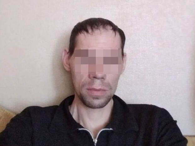 Мужчина отомстил за отказ принять его к ЧВК «Вагнер», разгромив могилы “музыкантов” в Кирове
