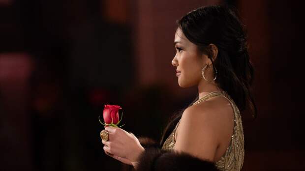 This is a photo from Season 21 of The Bachelorette.