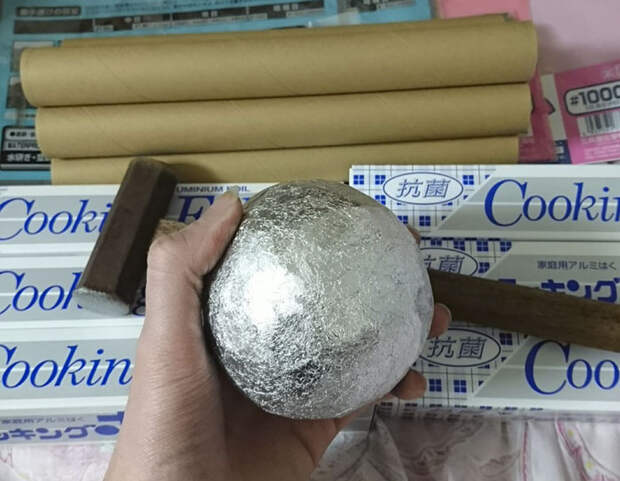 Японцы полируют шары из фольги до совершенства, Японцы полируют шары из фольги