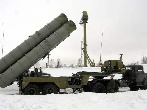 Ночью ПВО уничтожили 17 украинских беспилотников самолётного типа над тремя регионами