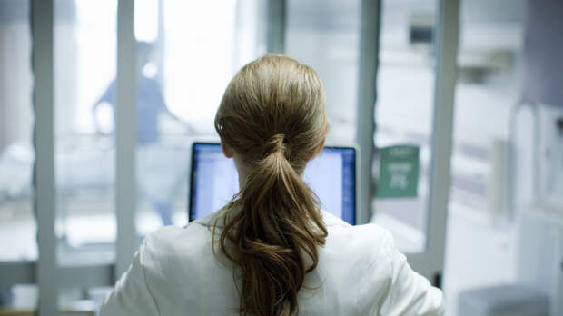 Врач предупредил, что ряду людей противопоказаны лекарства с этиловым спиртом