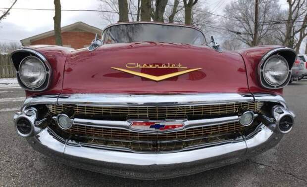 В 1950-е годы Chevrolet Bel Air считался престижным автомобилем. | Фото: facebook.com.