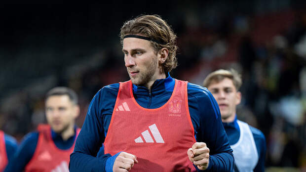 Забарный признан худшим игроком ПСЖ в матче с «Парижем»