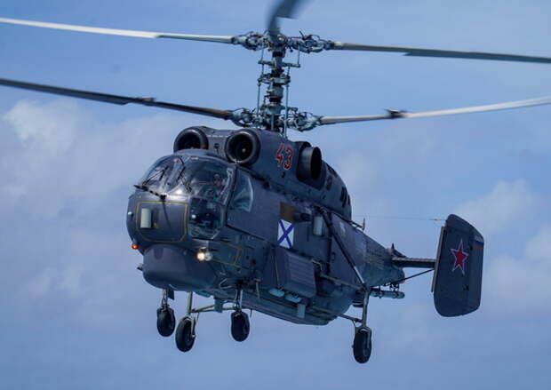 Корабельные вертолётчики Северного флота провели тренировку по поиску подводных лодок в Индийском океане