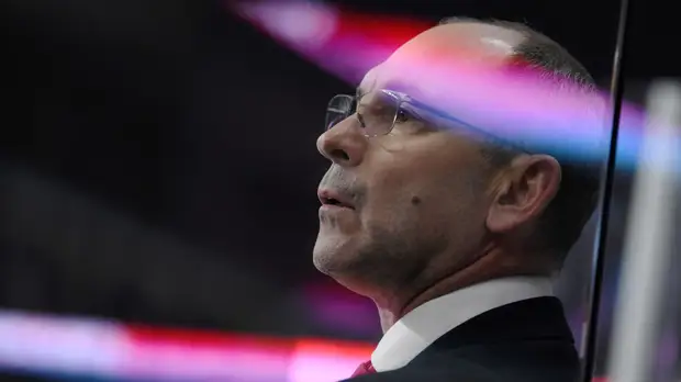 Тренер молодёжной сборной России Зубов прокомментировал отмену ЧМ по хоккею