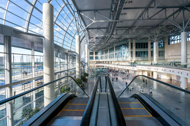 Росавиация сообщила о снятии ограничений в аэропортах Домодедово и Жуковский