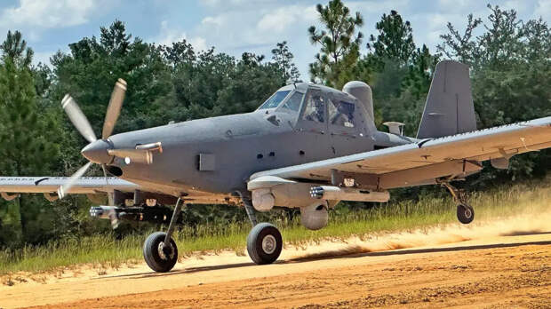 Зачем Израилю противопартизанский самолёт Skyraider II?