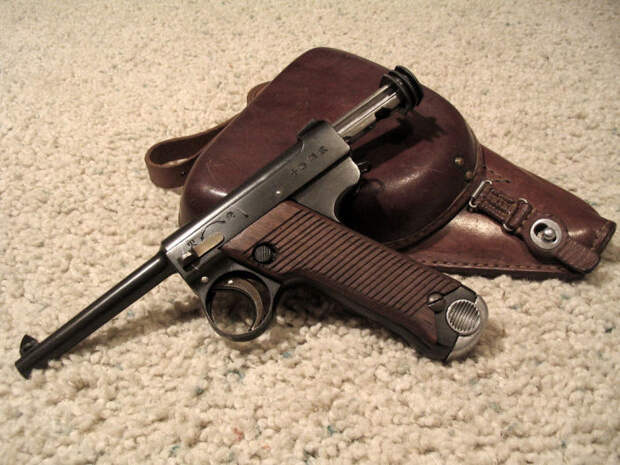 Очень ненадежный пистолет. | Фото: guns.allzip.org.